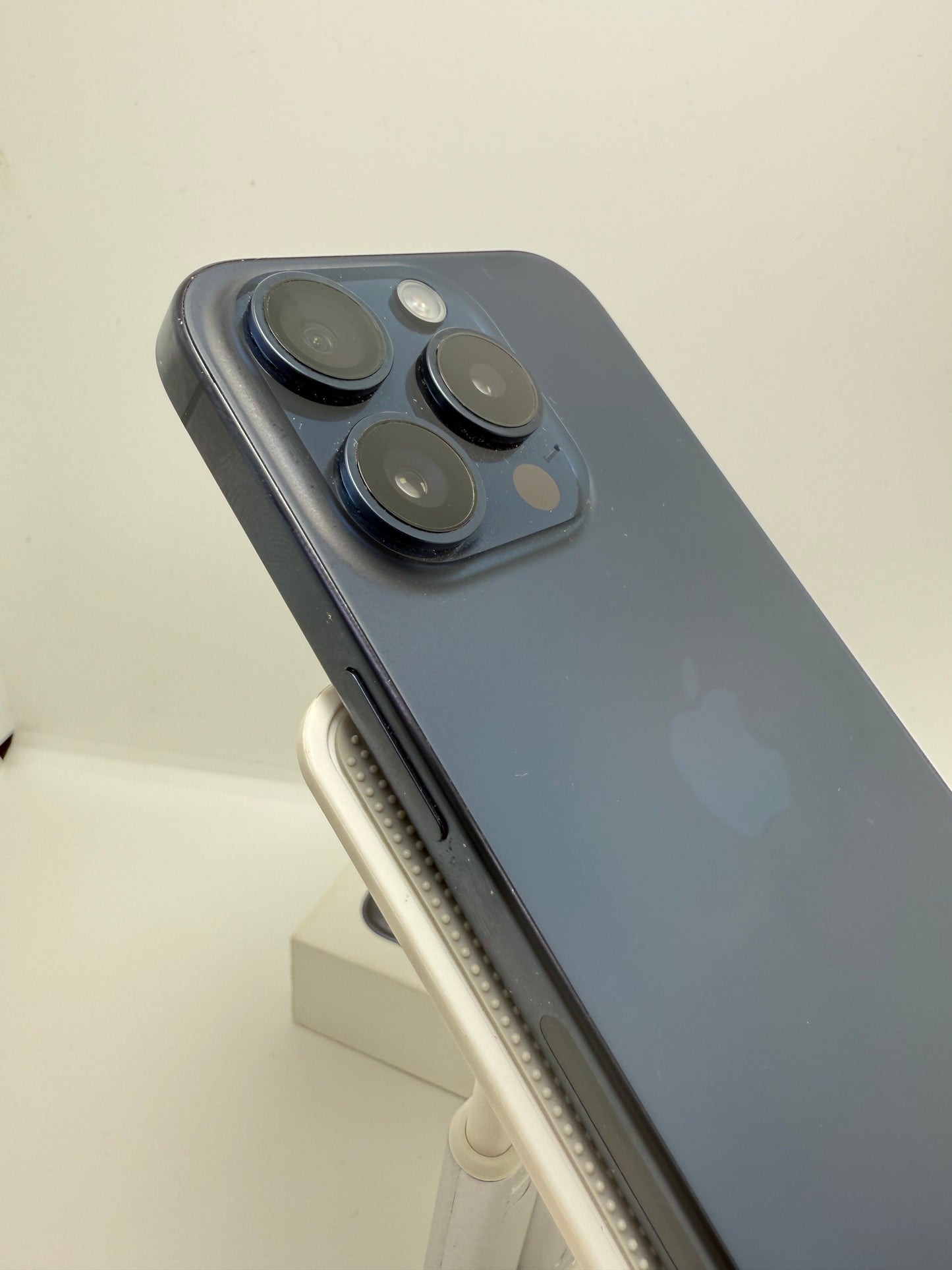 Iphone 15 Pro 256GB 100%