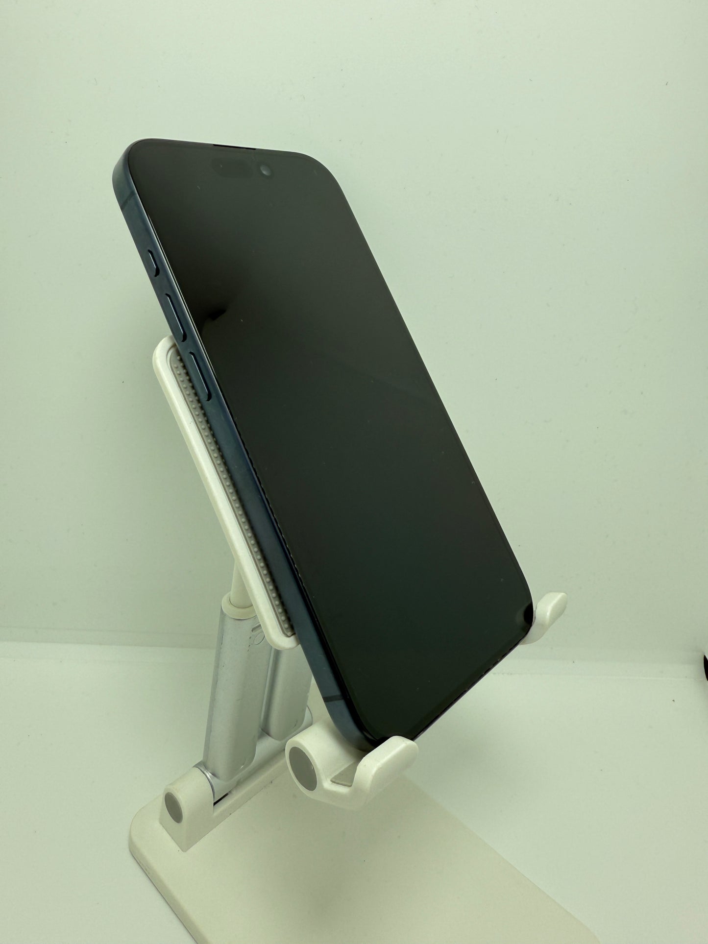Iphone 15 Pro 128 GB 88%