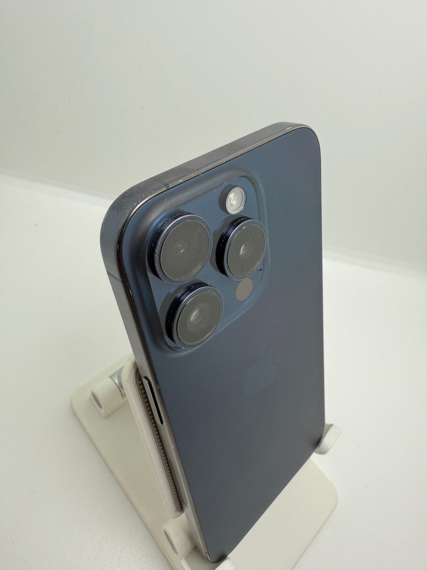 Iphone 15 Pro 128 GB 90%