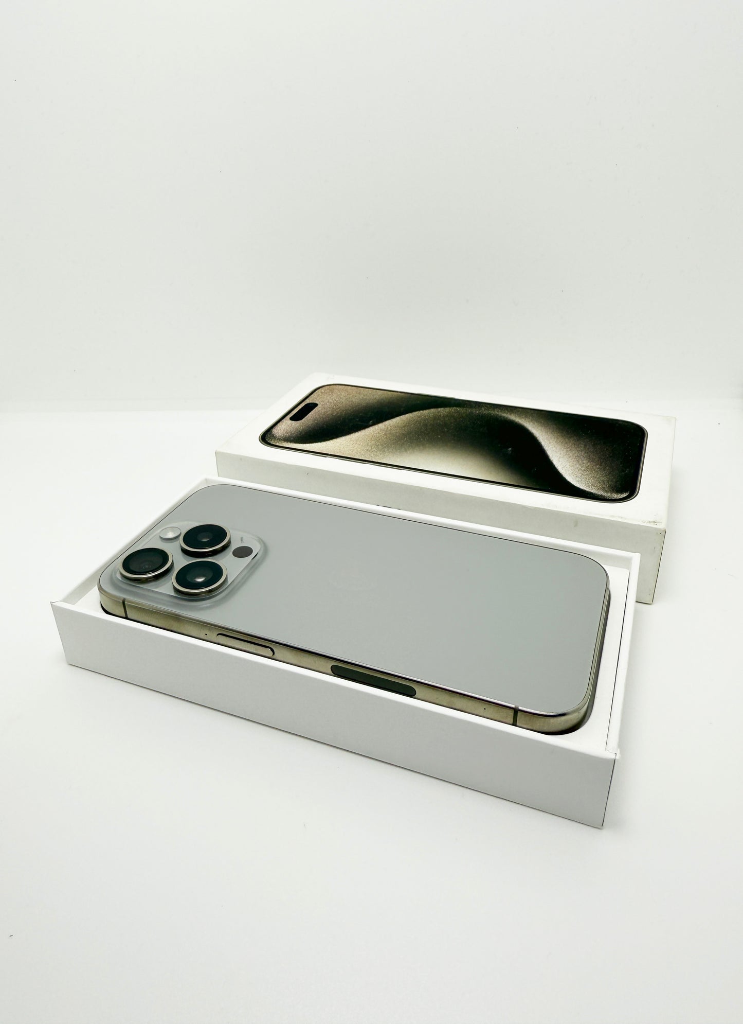 Iphone 15 Pro 128GB 84%